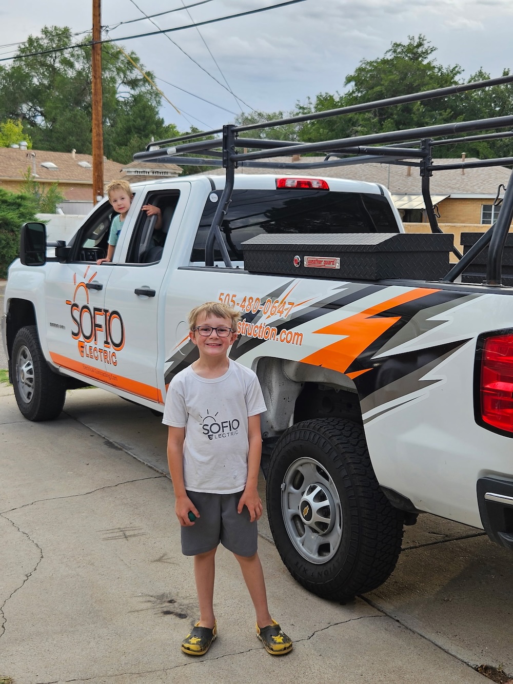 Sofio Electric company vehicle and team